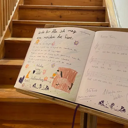 佩切霍夫酒店 农家乐 *